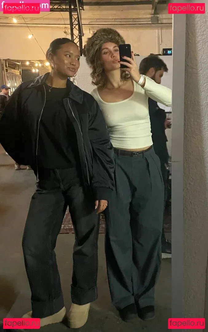 Sophie Crawley Onlyfans Photo Gallery 