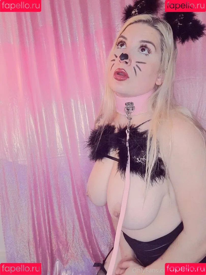 chelledolly Onlyfans Photo Gallery 