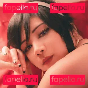 womanwearingred Onlyfans Photo Gallery 