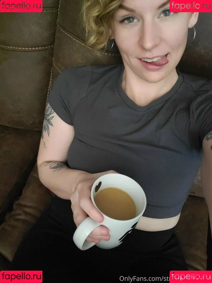 strwberriebbxxx Onlyfans Photo Gallery 