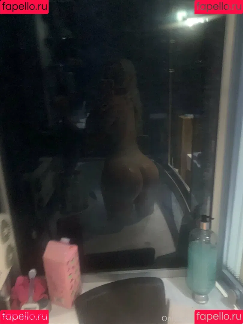 Hannah Shacklock Onlyfans Photo Gallery 