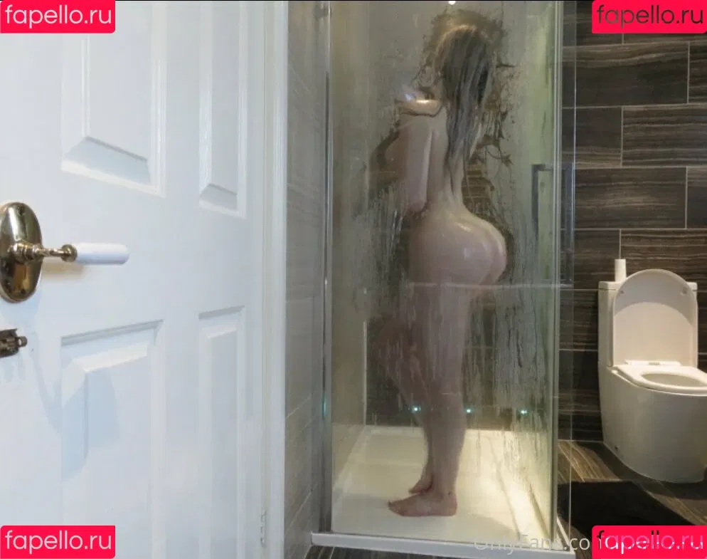 Hannah Shacklock Onlyfans Photo Gallery 
