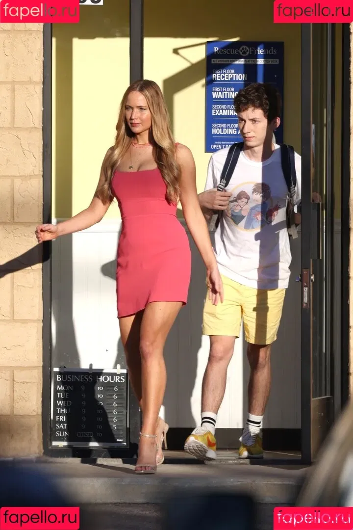 Jennifer Lawrence Onlyfans Photo Gallery 