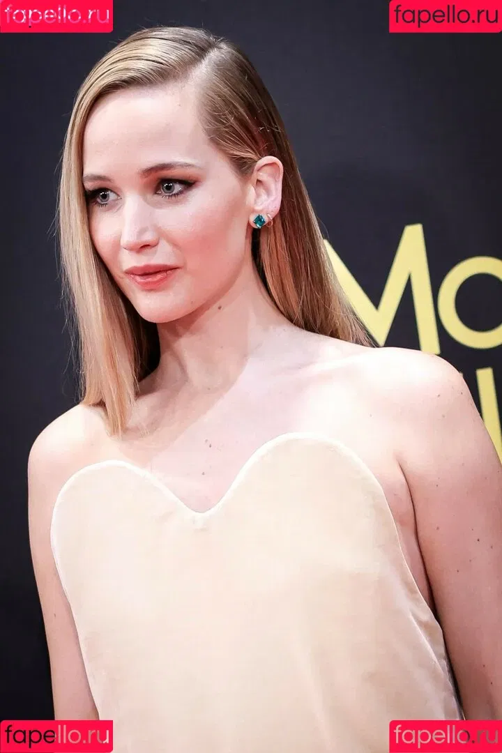 Jennifer Lawrence Onlyfans Photo Gallery 