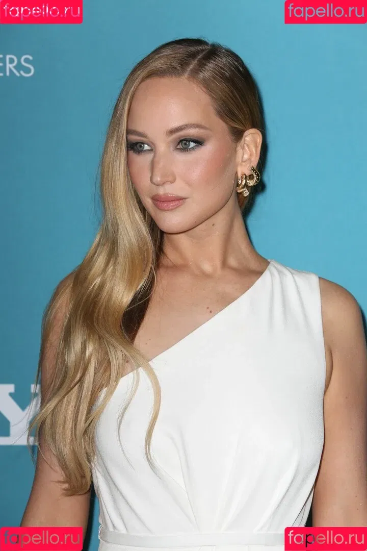 Jennifer Lawrence Onlyfans Photo Gallery 