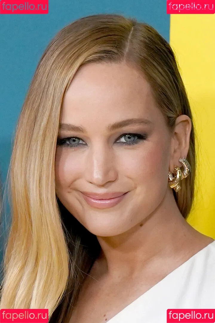 Jennifer Lawrence Onlyfans Photo Gallery 