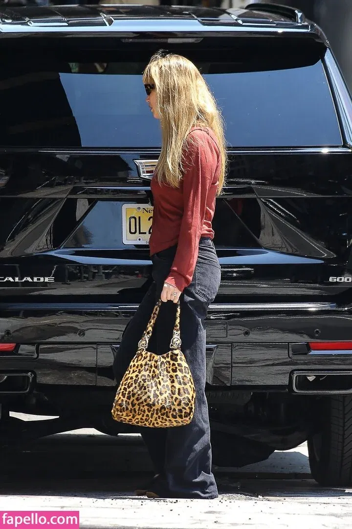 Jennifer Lawrence Onlyfans Photo Gallery 