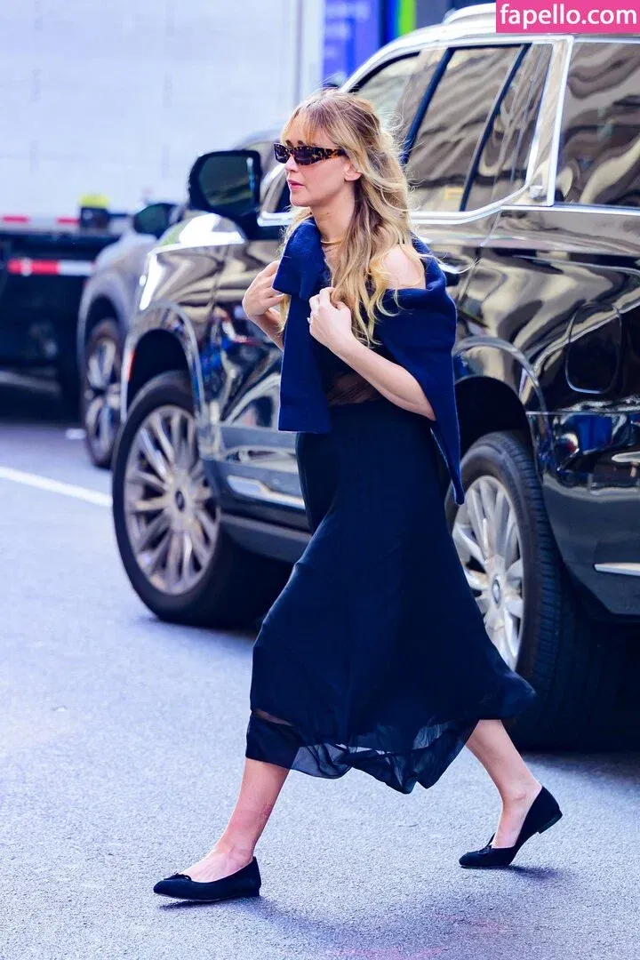 Jennifer Lawrence Onlyfans Photo Gallery 