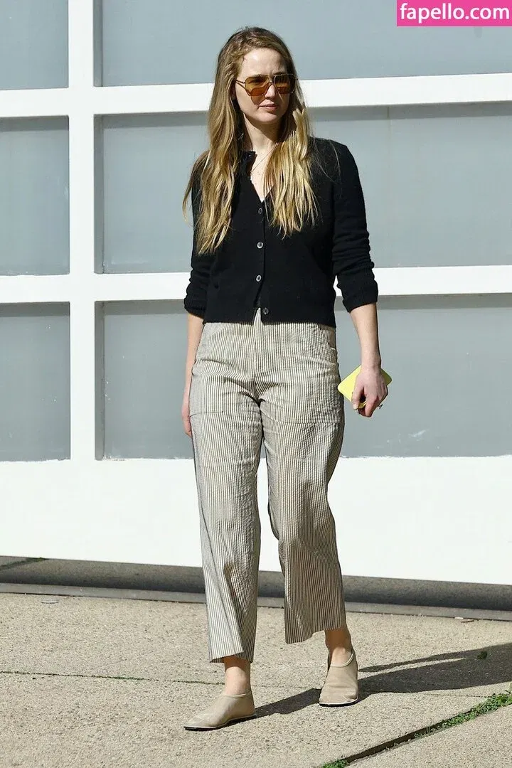 Jennifer Lawrence Onlyfans Photo Gallery 