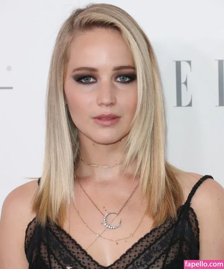Jennifer Lawrence Onlyfans Photo Gallery 