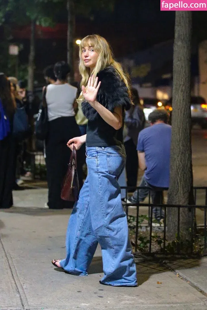 Jennifer Lawrence Onlyfans Photo Gallery 