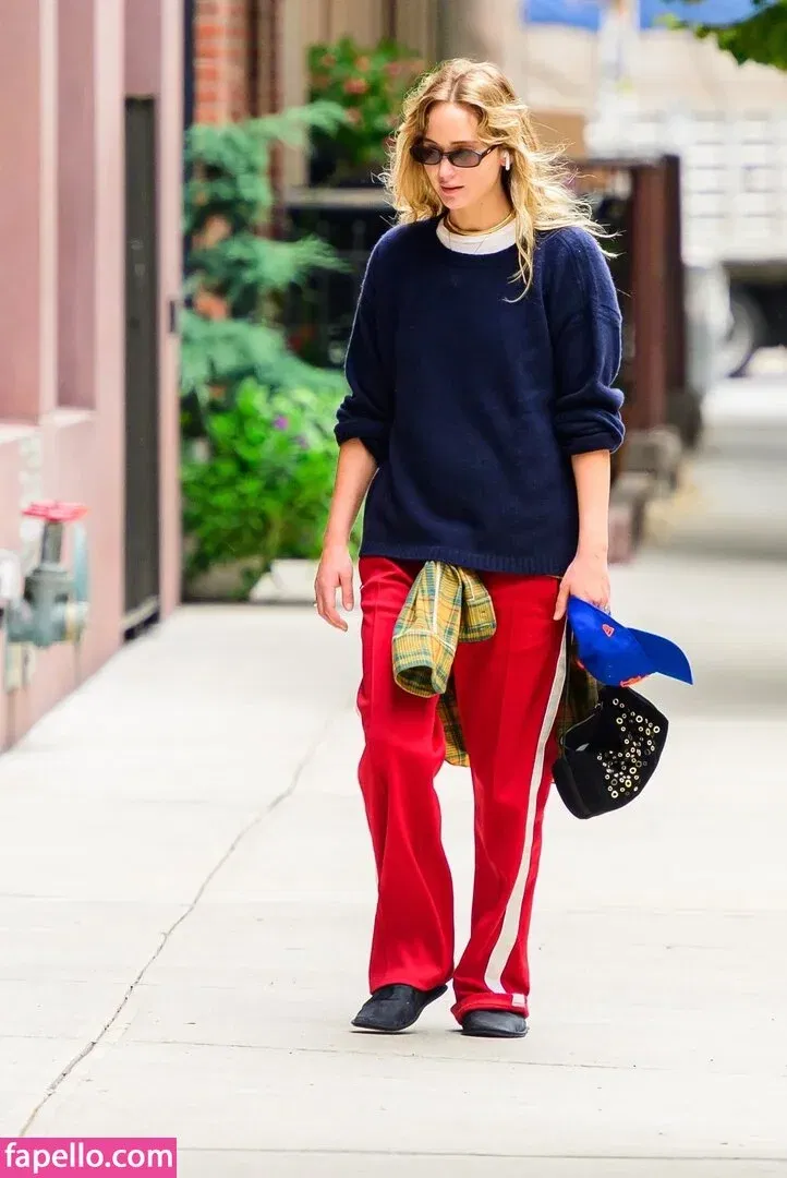 Jennifer Lawrence Onlyfans Photo Gallery 