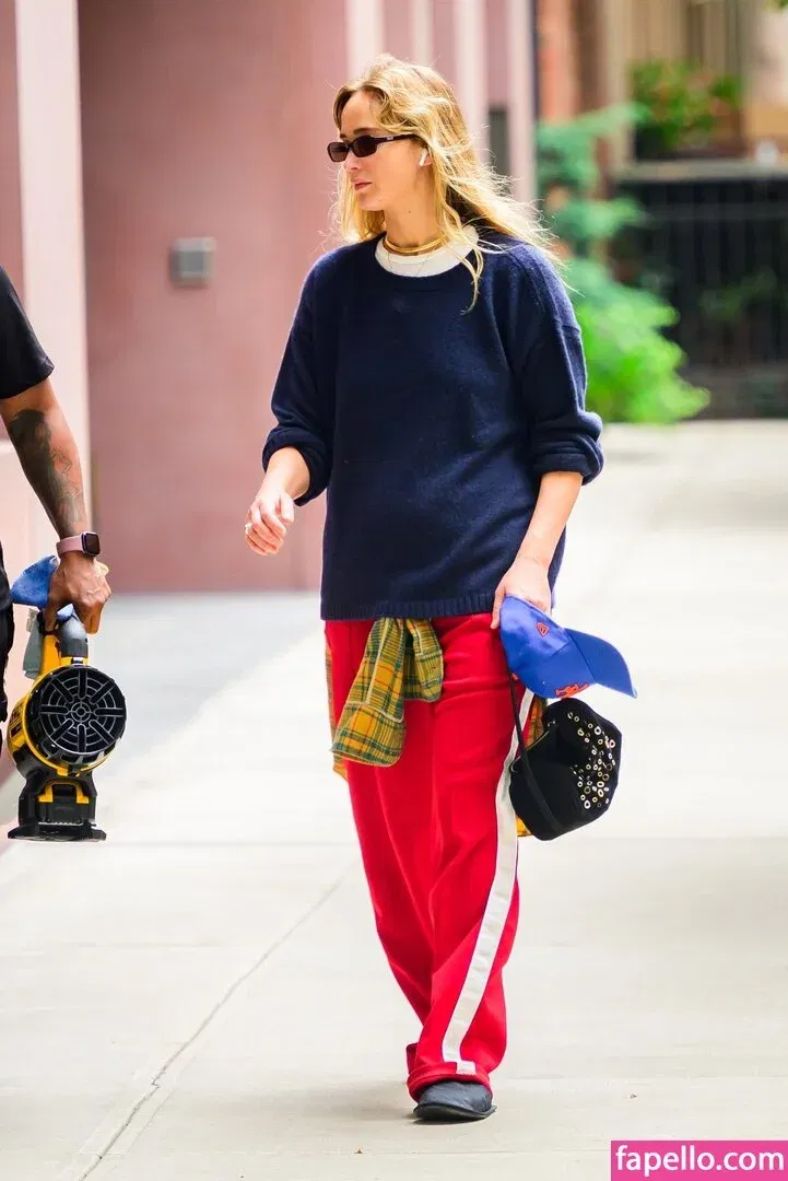 Jennifer Lawrence Onlyfans Photo Gallery 