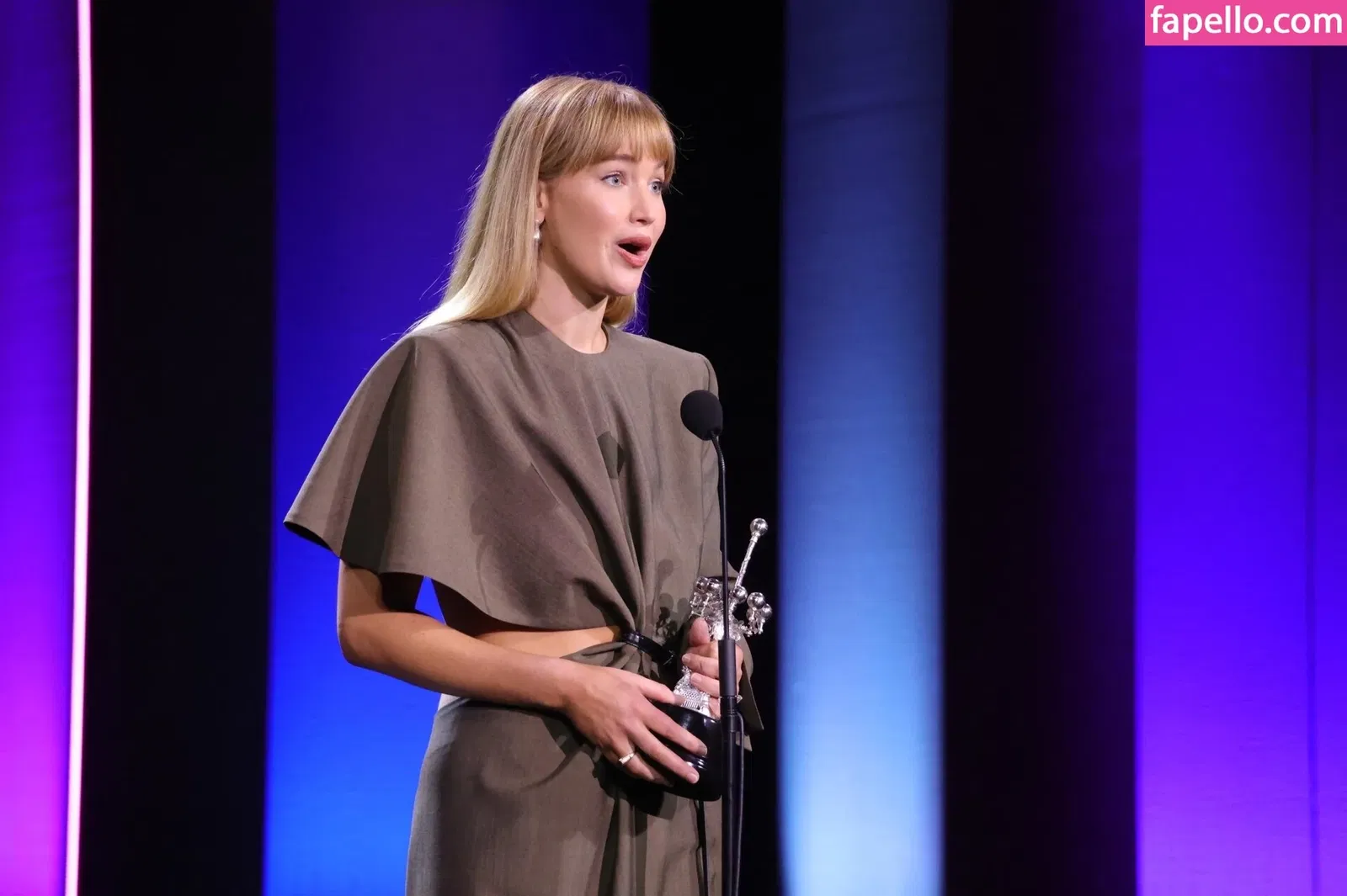 Jennifer Lawrence Onlyfans Photo Gallery 