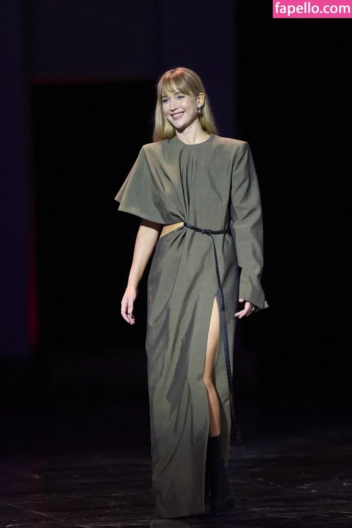 Jennifer Lawrence Onlyfans Photo Gallery 