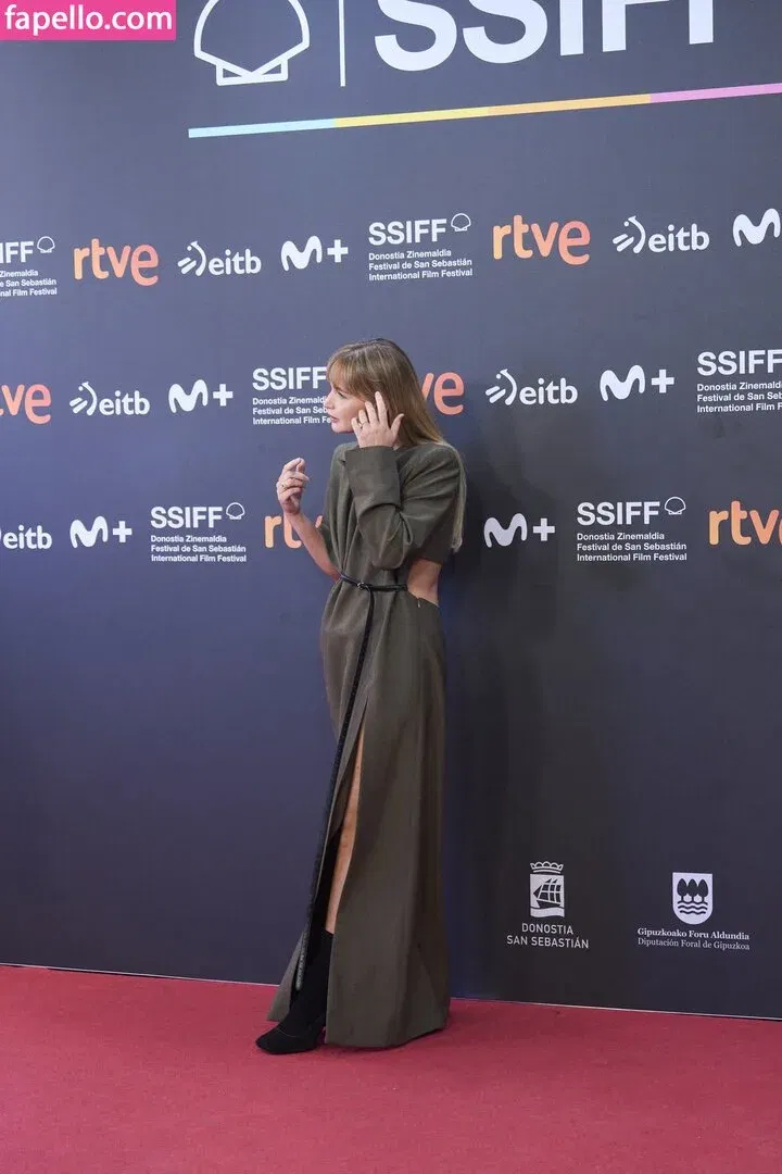 Jennifer Lawrence Onlyfans Photo Gallery 