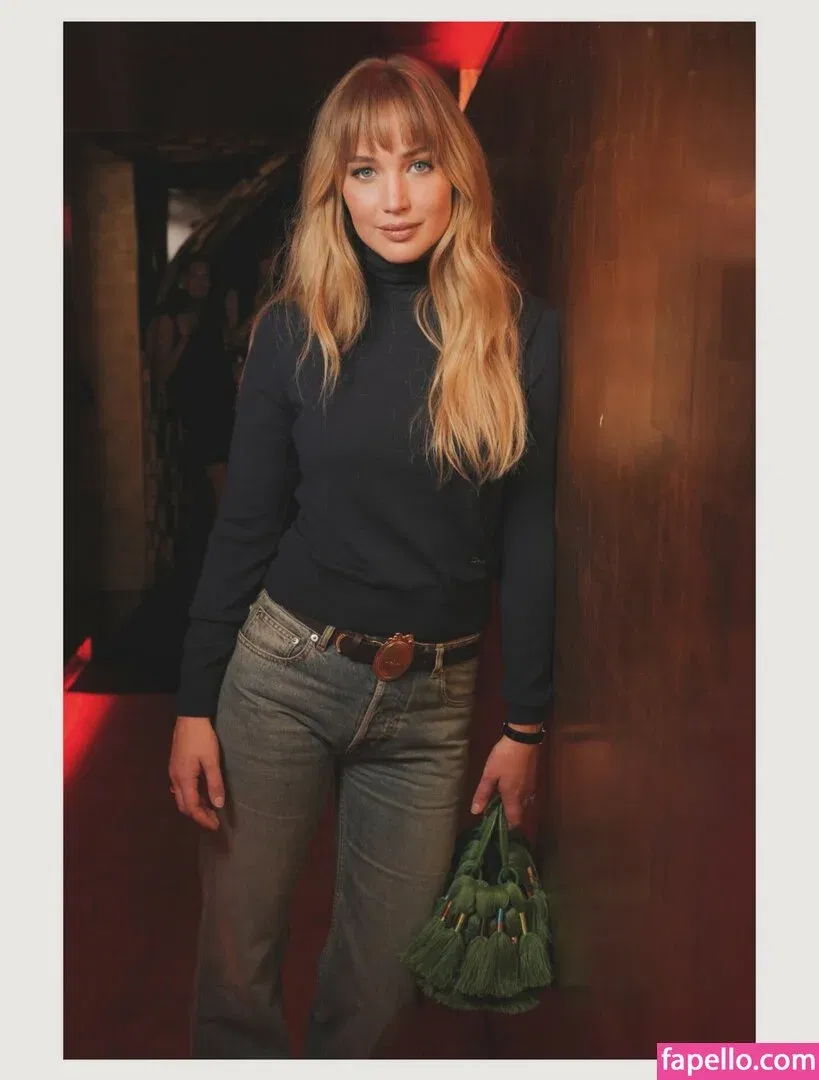 Jennifer Lawrence Onlyfans Photo Gallery 