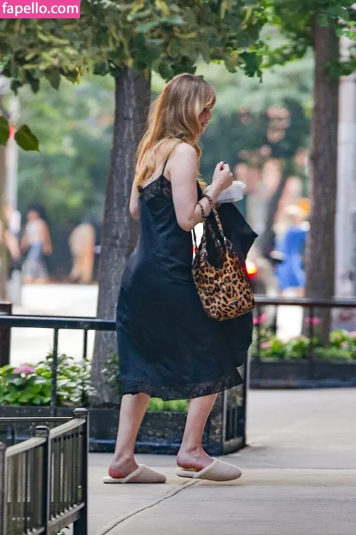 Jennifer Lawrence Onlyfans Photo Gallery 