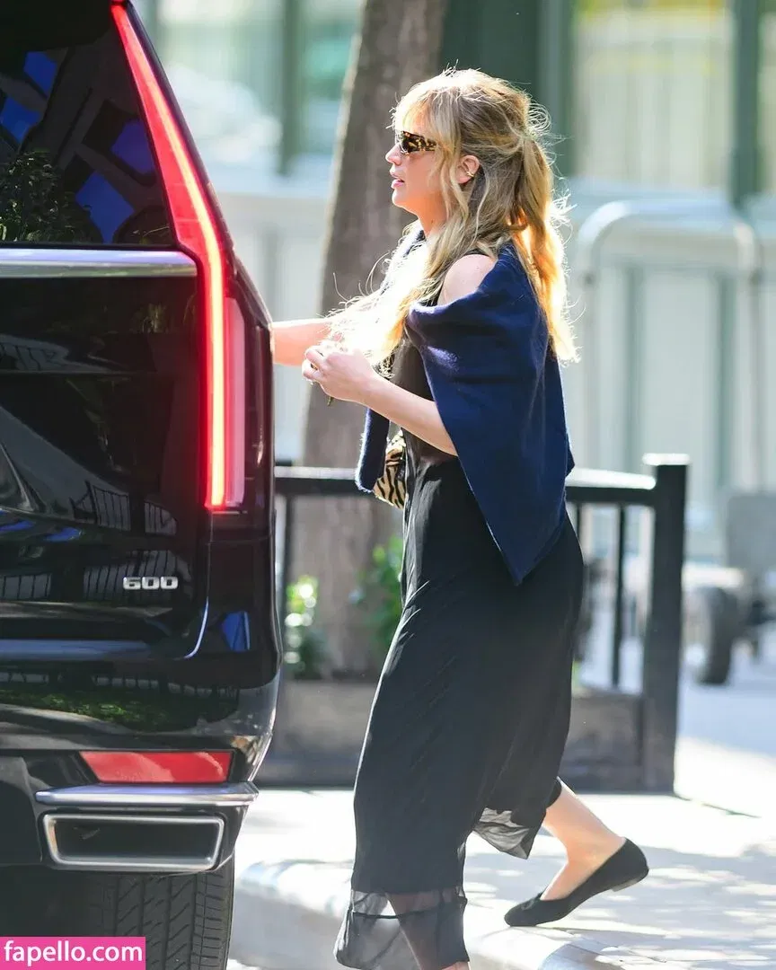 Jennifer Lawrence Onlyfans Photo Gallery 