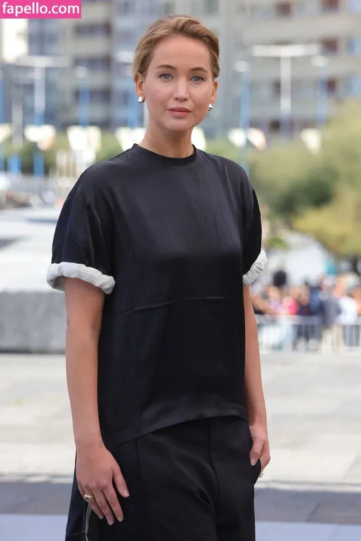 Jennifer Lawrence Onlyfans Photo Gallery 