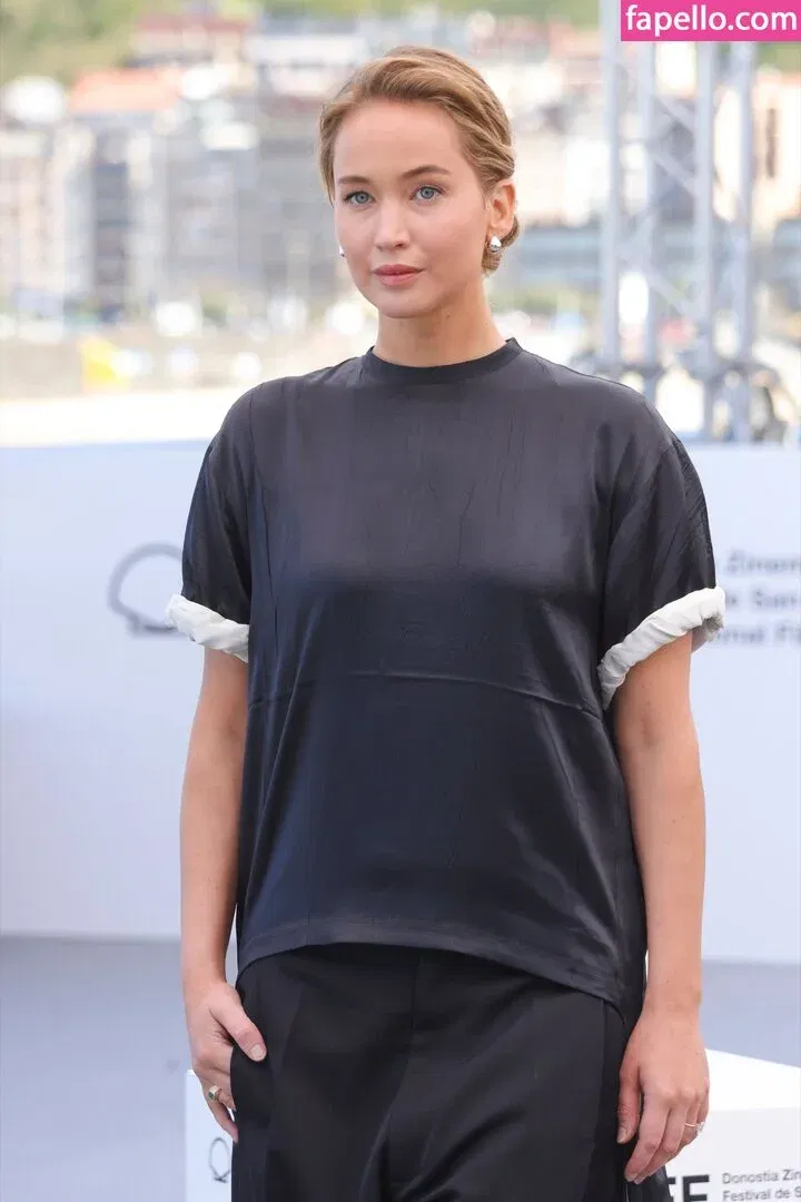 Jennifer Lawrence Onlyfans Photo Gallery 