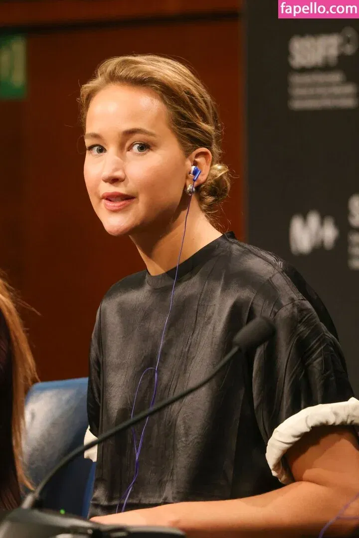Jennifer Lawrence Onlyfans Photo Gallery 