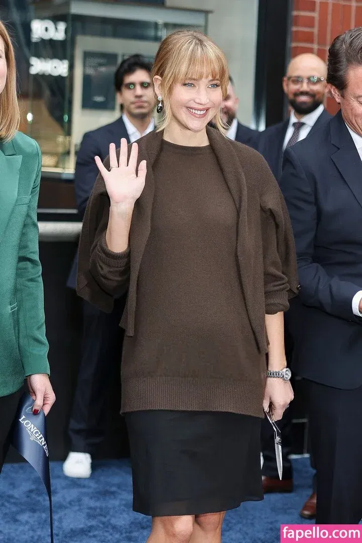 Jennifer Lawrence Onlyfans Photo Gallery 