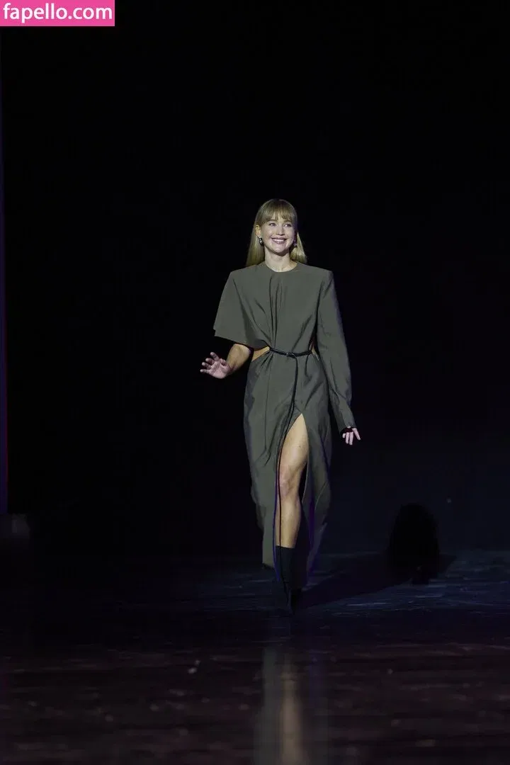 Jennifer Lawrence Onlyfans Photo Gallery 