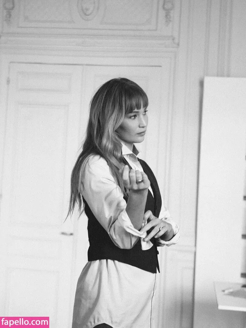 Jennifer Lawrence Onlyfans Photo Gallery 