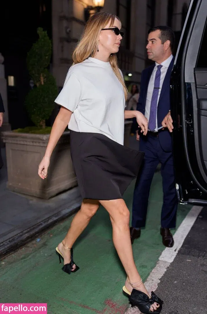 Jennifer Lawrence Onlyfans Photo Gallery 