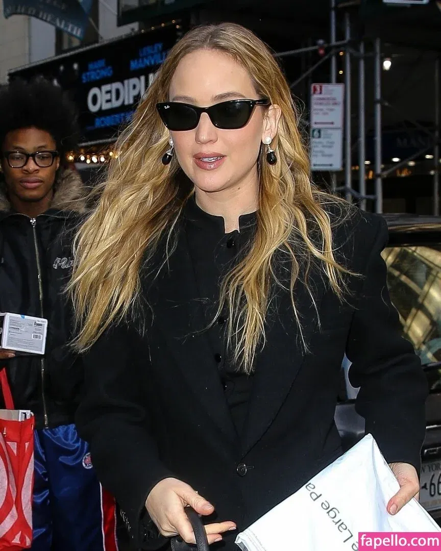 Jennifer Lawrence Onlyfans Photo Gallery 