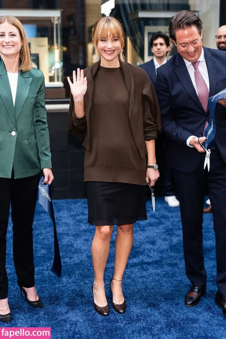 Jennifer Lawrence Onlyfans Photo Gallery 