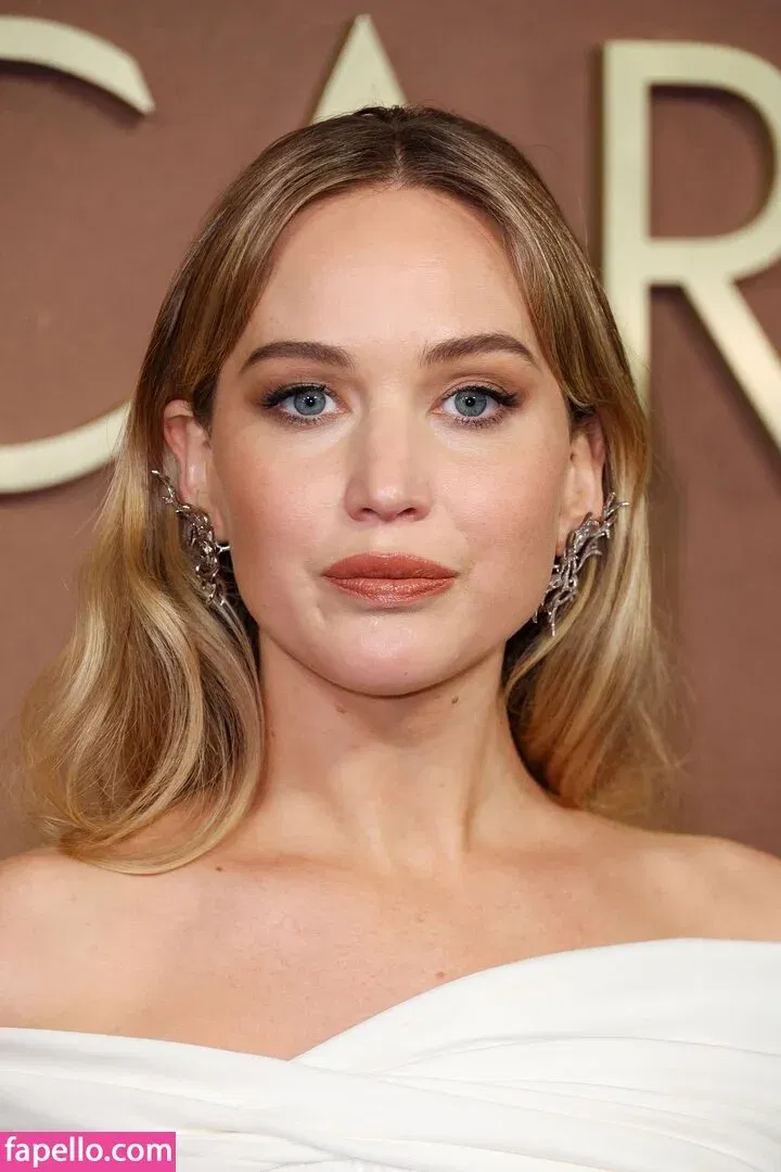 Jennifer Lawrence Onlyfans Photo Gallery 