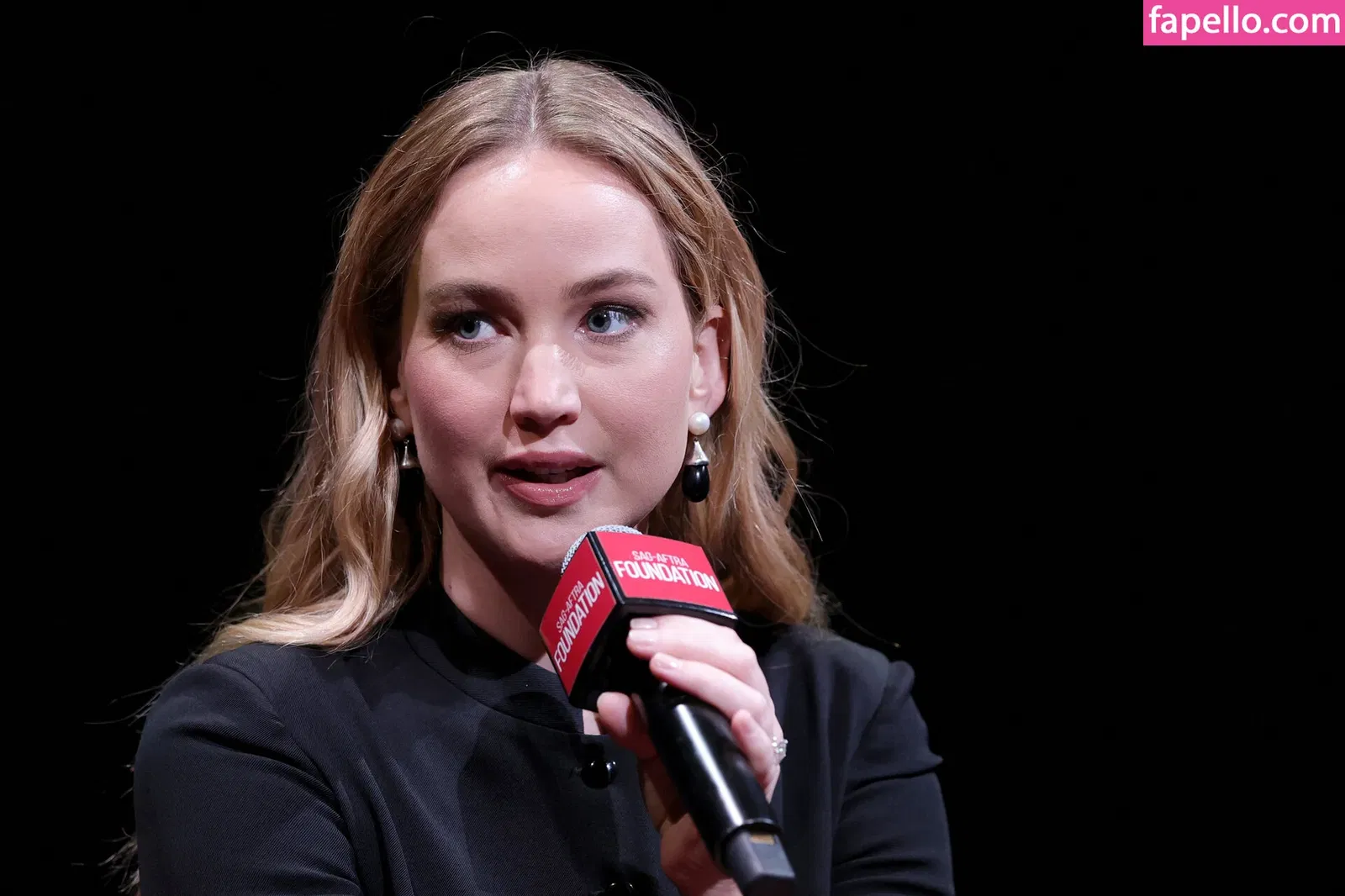 Jennifer Lawrence Onlyfans Photo Gallery 