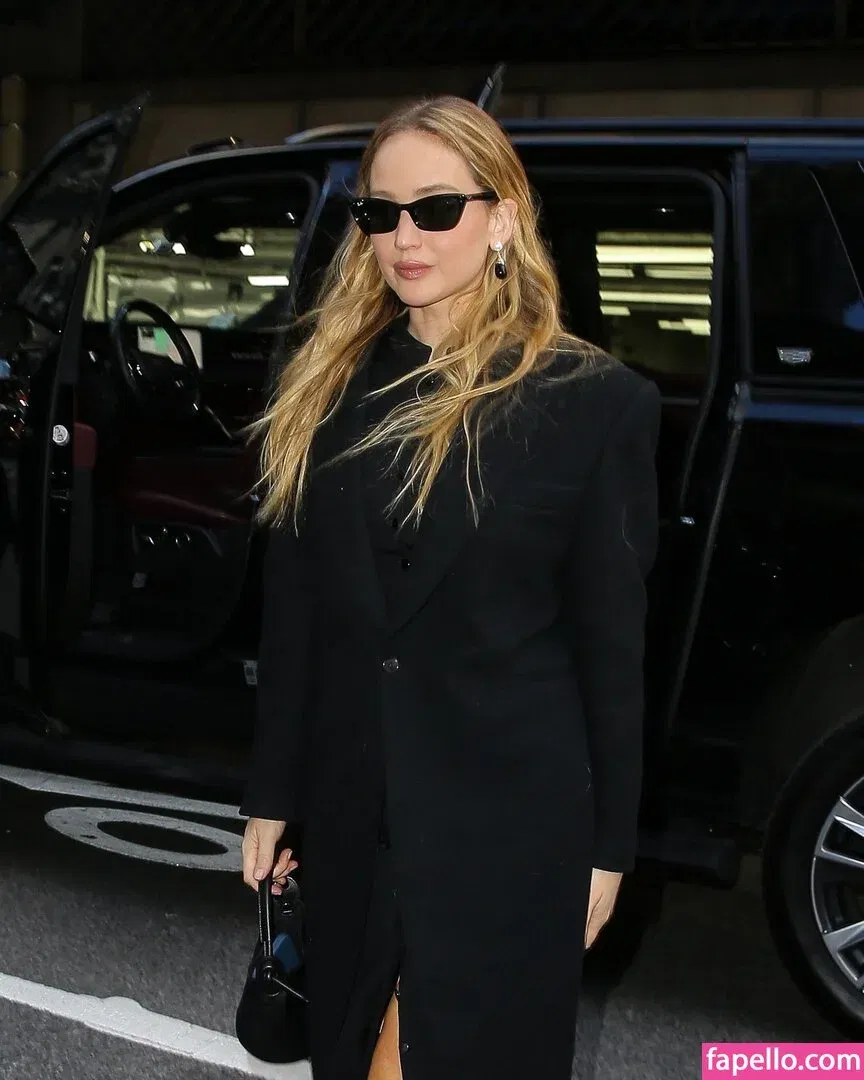 Jennifer Lawrence Onlyfans Photo Gallery 