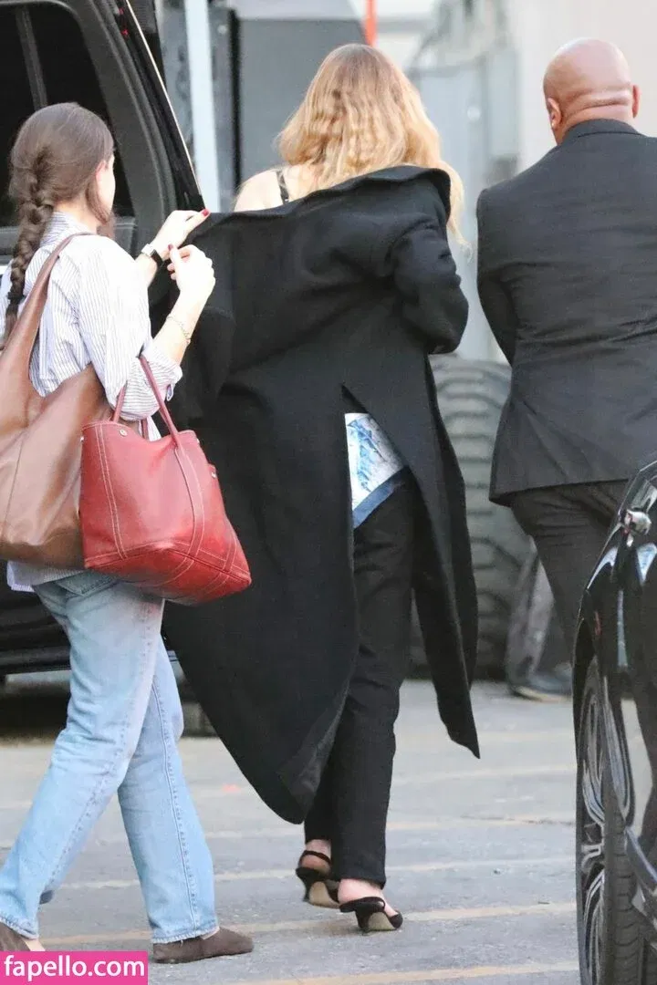 Jennifer Lawrence Onlyfans Photo Gallery 