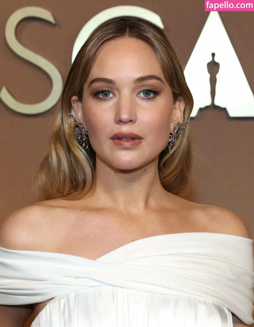 Jennifer Lawrence Onlyfans Photo Gallery 