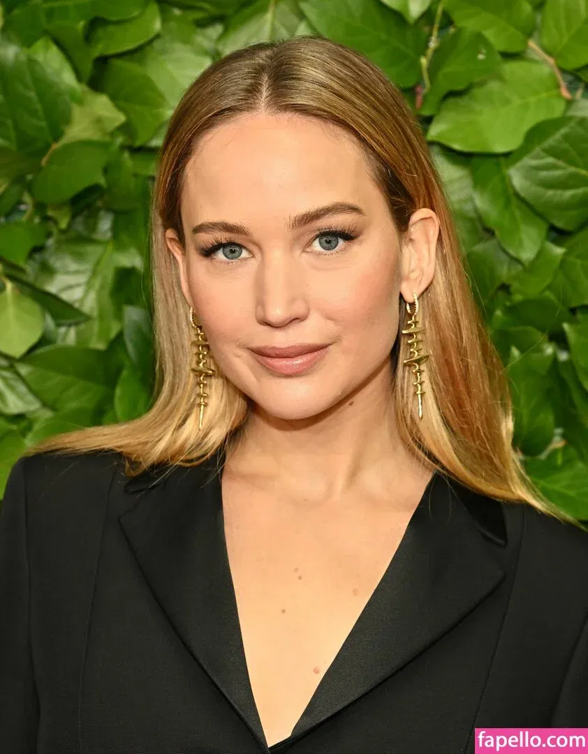 Jennifer Lawrence Onlyfans Photo Gallery 