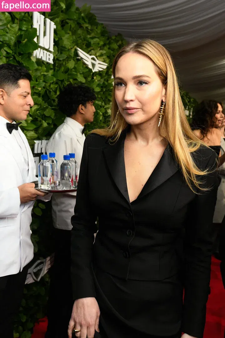 Jennifer Lawrence Onlyfans Photo Gallery 