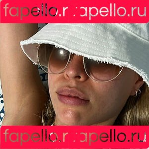 poliamorosaa Onlyfans Photo Gallery 