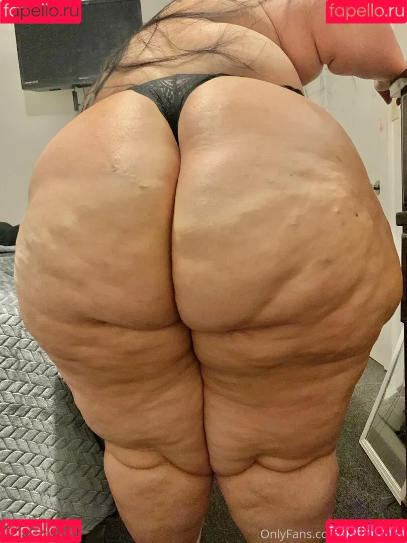 bigbootydee89 Onlyfans Photo Gallery 
