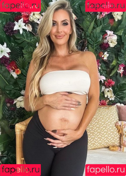 Kristieide Onlyfans Photo Gallery 