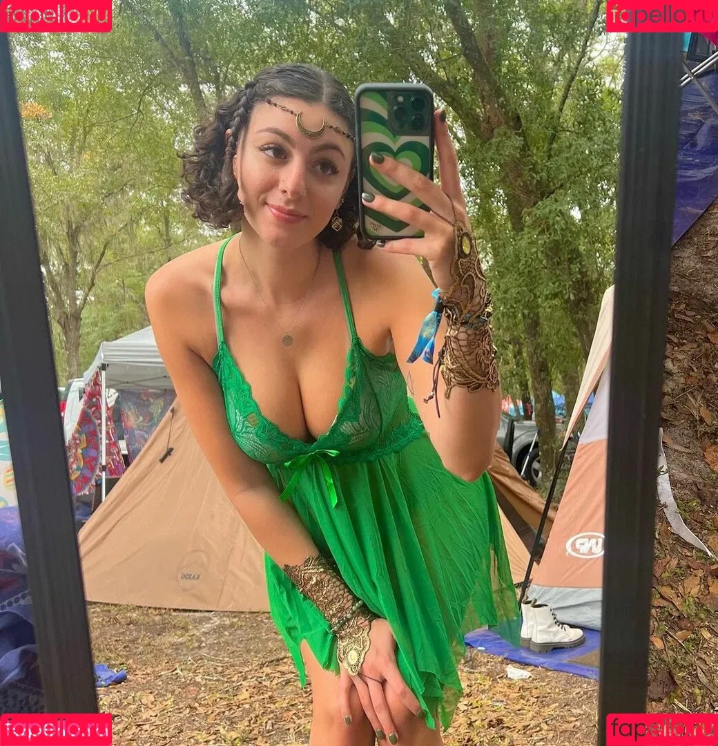 Shutupsigh Onlyfans Photo Gallery 