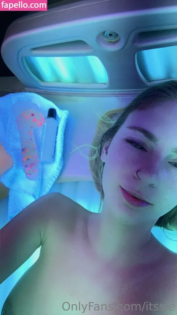 itssie Onlyfans Photo Gallery 