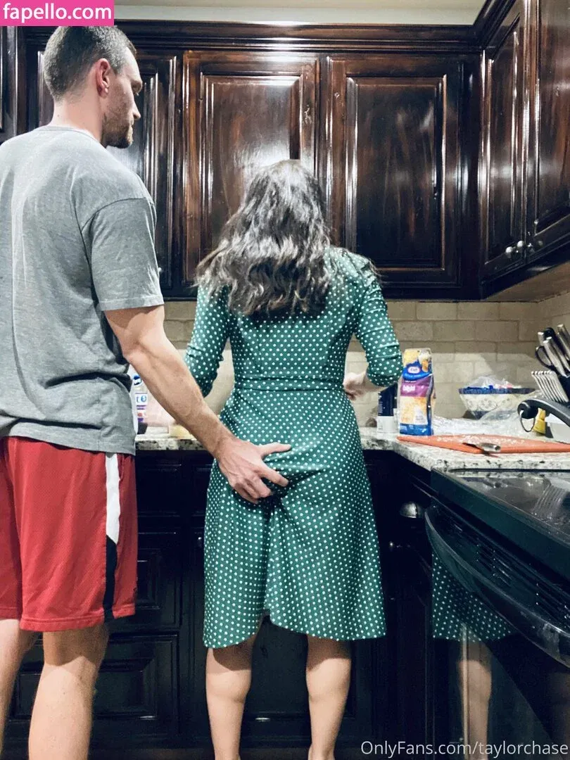 taylorchase Onlyfans Photo Gallery 