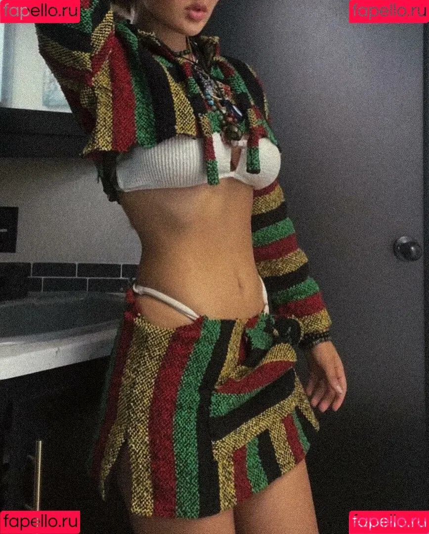 Ember Vail Onlyfans Photo Gallery 