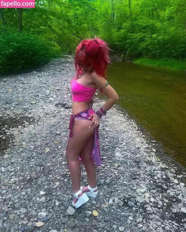 Ember Vail Onlyfans Photo Gallery 