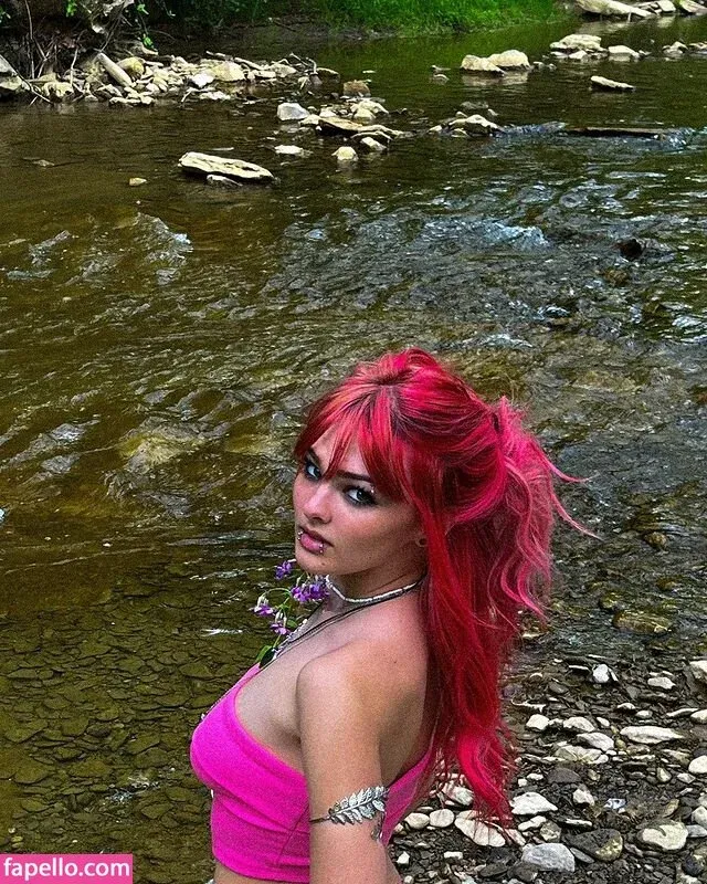 Ember Vail Onlyfans Photo Gallery 