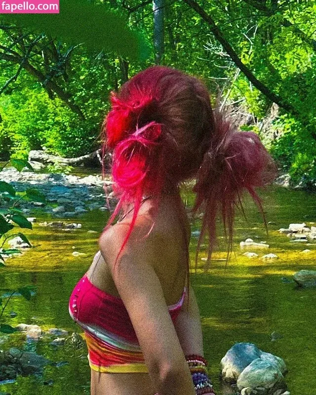 Ember Vail Onlyfans Photo Gallery 