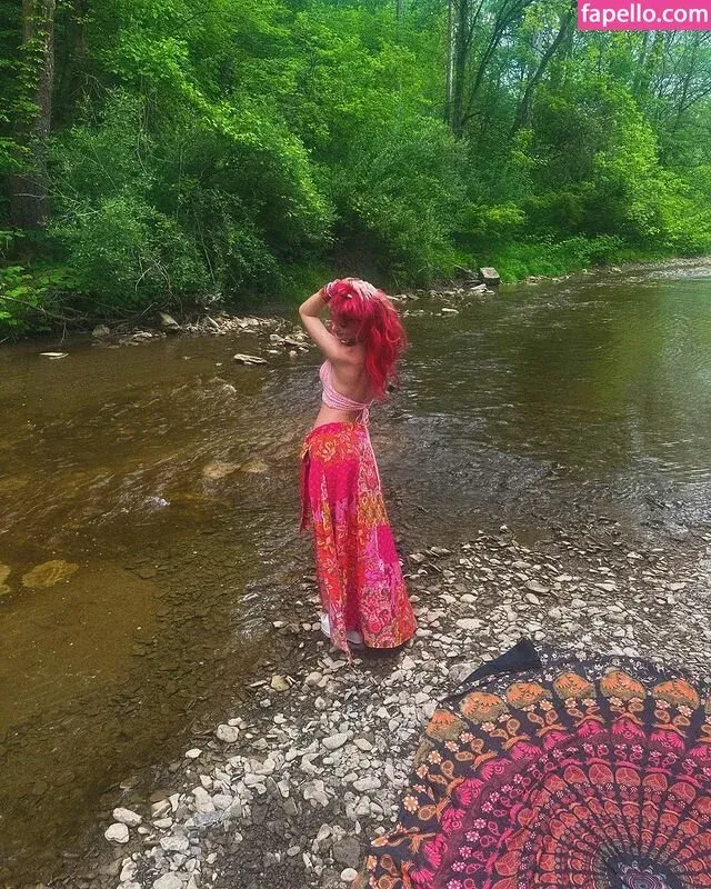 Ember Vail Onlyfans Photo Gallery 